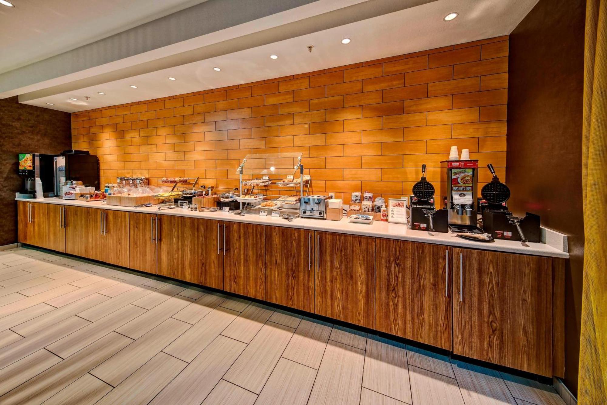 Hotel Springhill By Marriott Oklahoma Moore