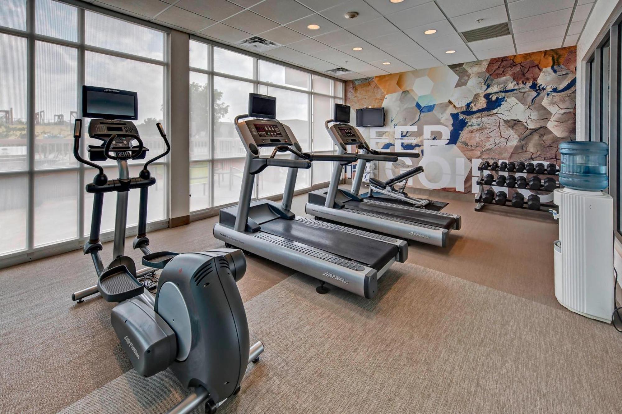 Hotel Springhill By Marriott Oklahoma 3*